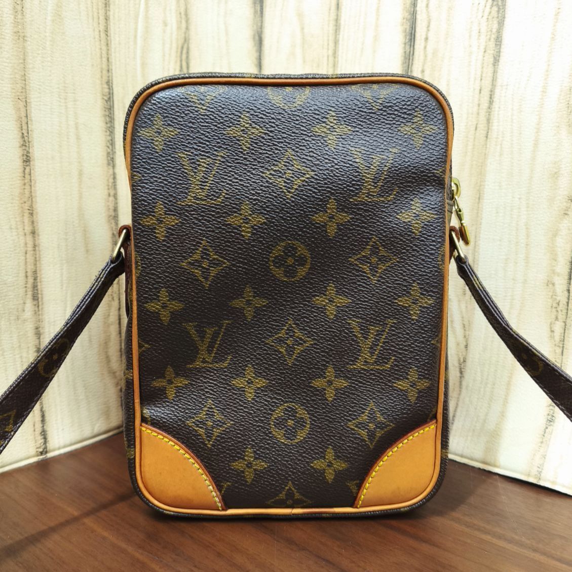ルイヴィトン Louis Vuitton アマゾン ショルダーバッグ M45236 (SNA