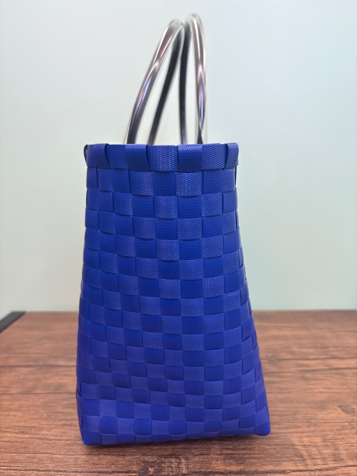 MARNI マルニ 動物モチーフ 犬顔柄 編み込み カゴバッグ ブルー色 送料