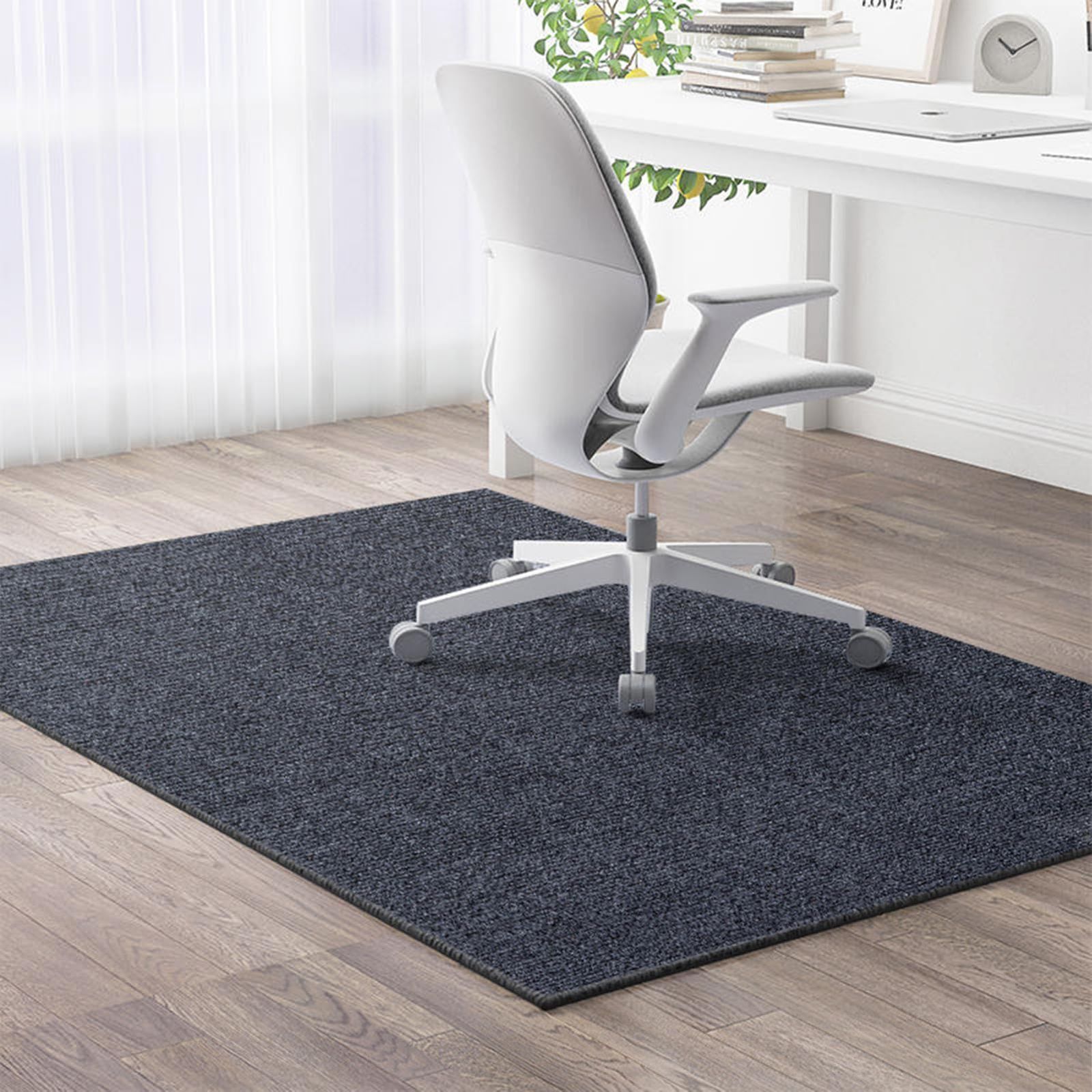 チェアマット 120×180cm 防音 傷防止 マット 厚さ6mm 汎用チェアマット デスクしたマット ゲーミングチェア 傷/汚れ防止 騒音対策 滑り止め ズレにくい TPE デスク周り カーペット 自由にカット お手入れ簡単 端がほつれず 防カビ 完成品ｍａ