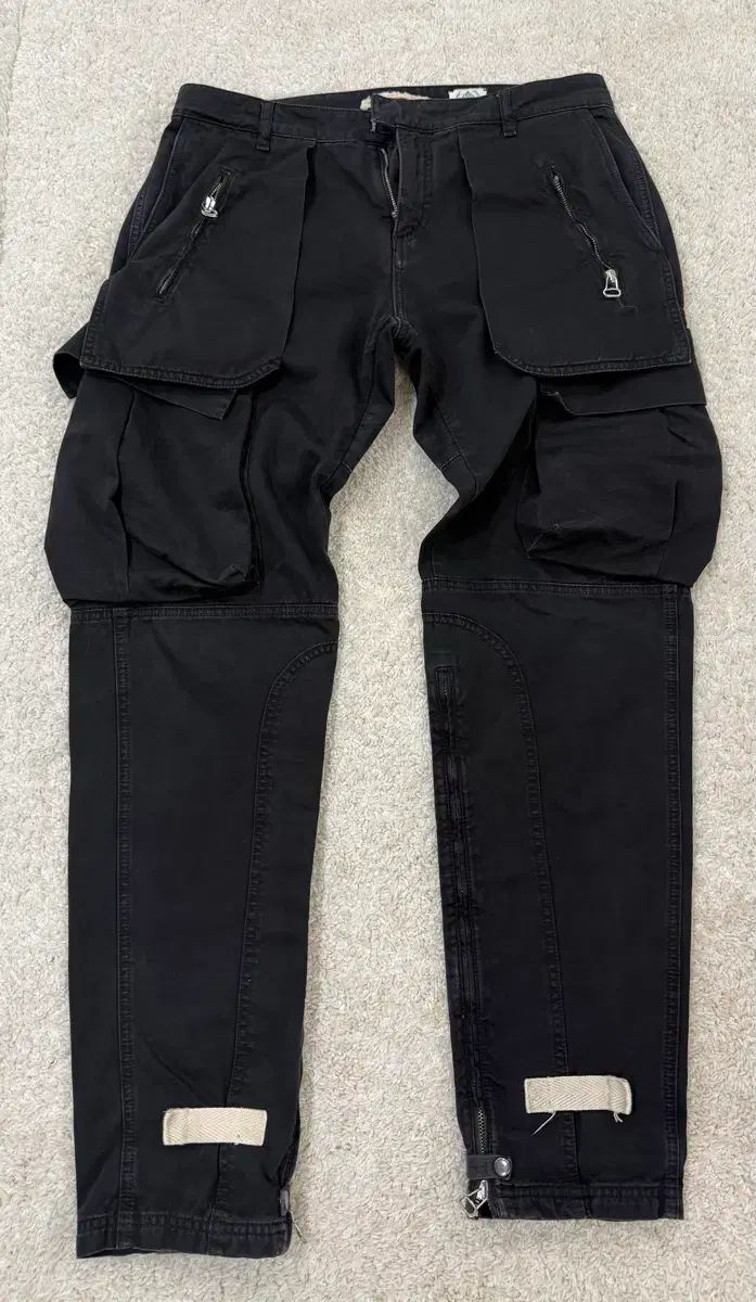 オフホワイト カーゴパンツ (32size)