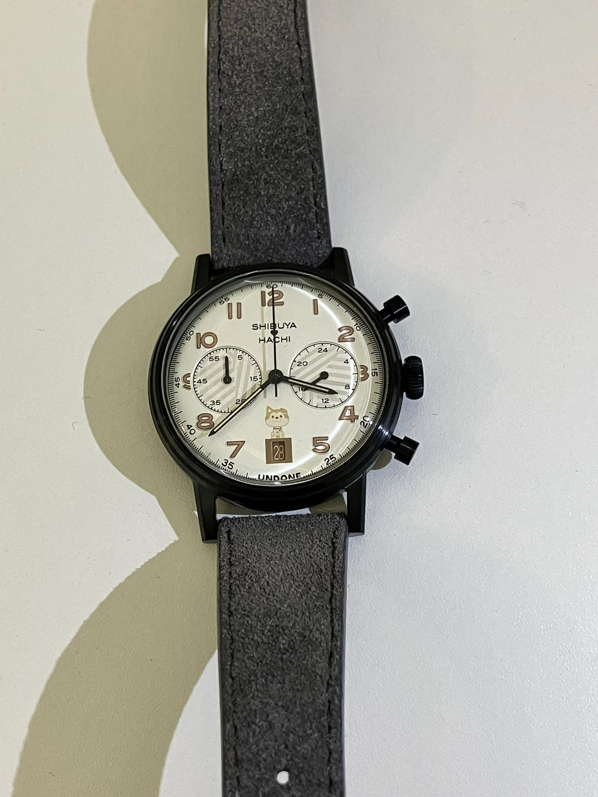 【未使用】UNDONE アンダーン ハチ公 コラボモデル【箱保証書付き】