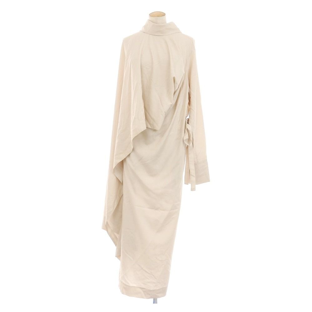 【中古】イッセイミヤケ ISSEY MIYAKE 2024年秋冬 ENCLOTHE SILK ワンピース ベージュ【サイズ表記なし（L位）】【レディース】 29,458円