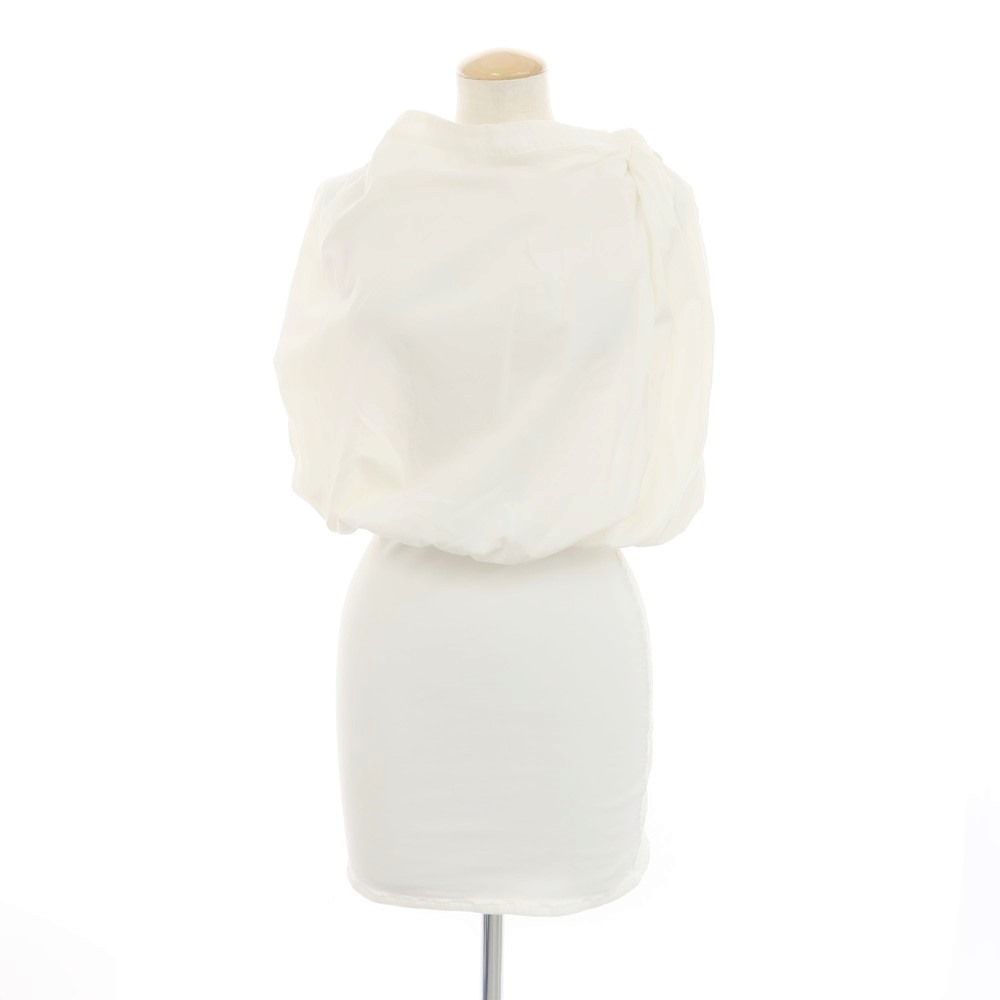 【中古】イッセイミヤケ ISSEY MIYAKE 2024年春夏 ワンピース ホワイト【サイズ表記なし（L位）】【レディース】 15,015円