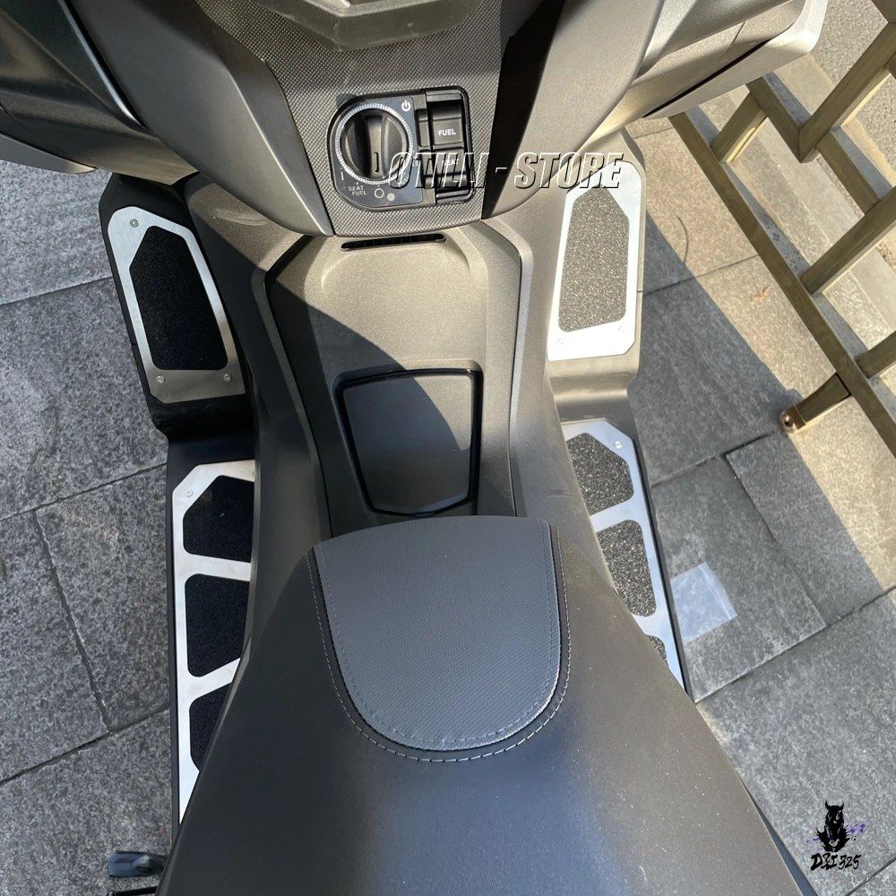 ホンダ フォルツァ350/NSS350 用 ステンレス製 フロントリアフットレスト