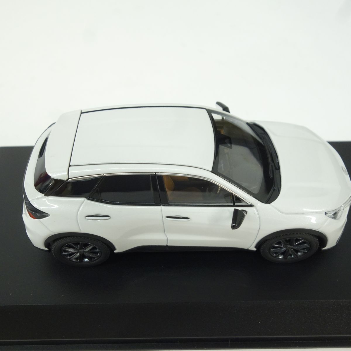 京商 LEXUS LBX ソニッククオーツ KS03921Q ミニカー ※中古 - メルカリ