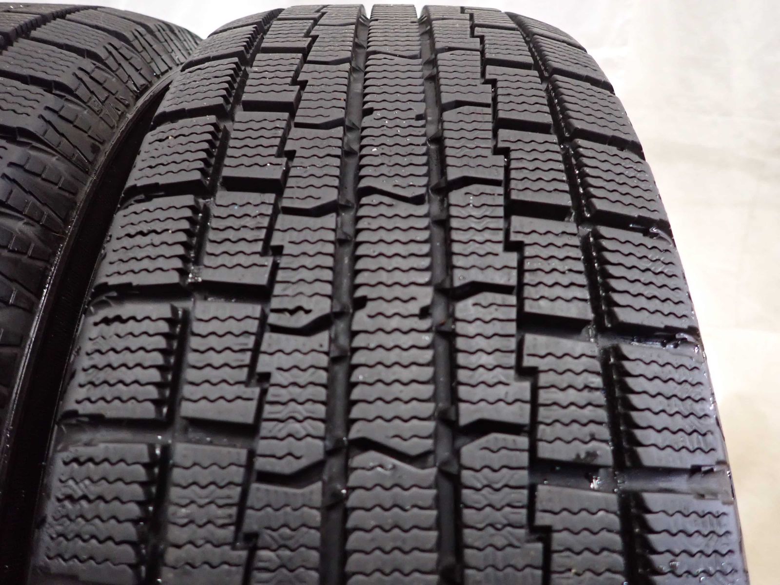 冬4本SET 会社宛 送料無料 185/65R15 88Q トーヨー iceFRONTAGE 2022年