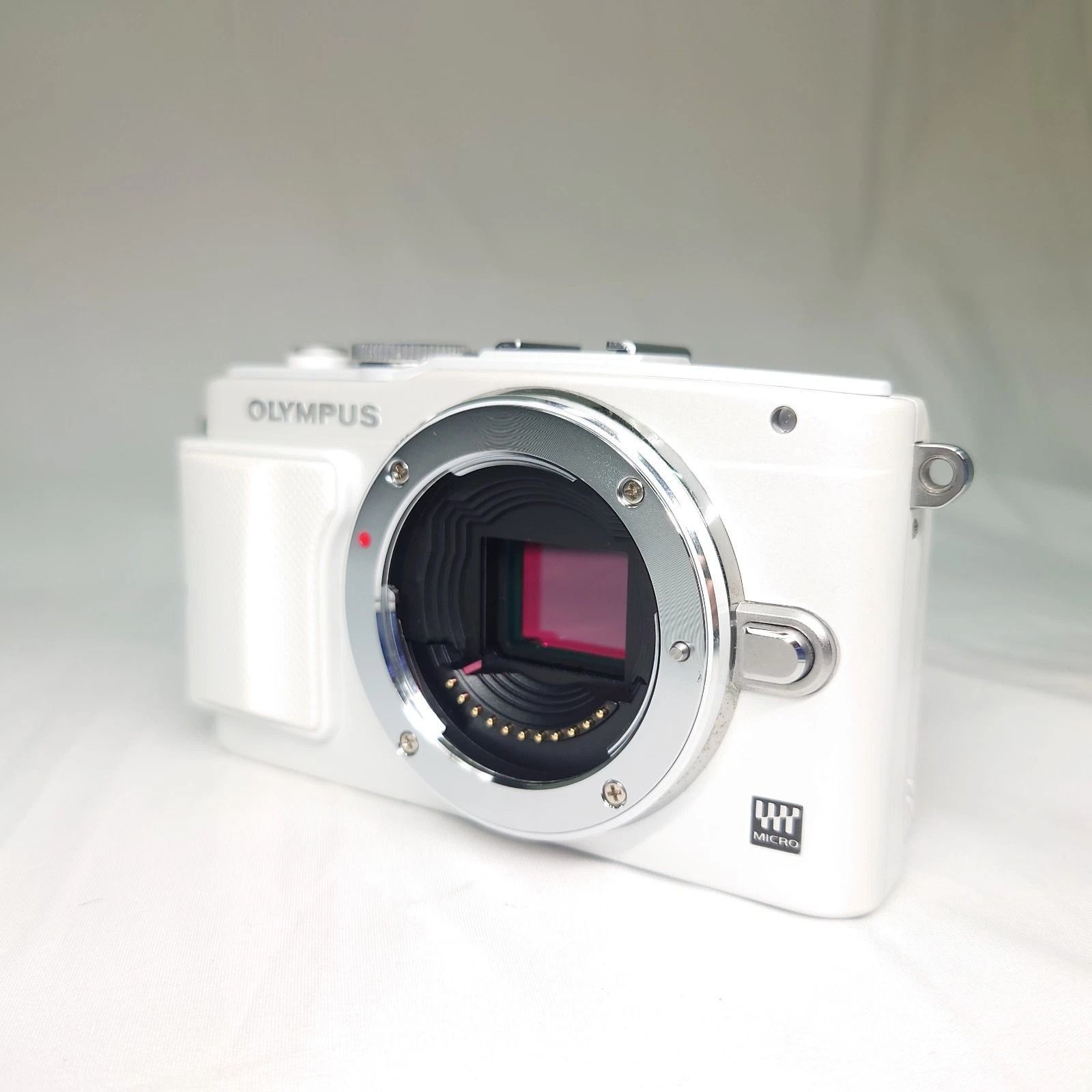 外観美品】OLYMPUS PEN LITE E-PL6 ボディ ホワイト オリンパス ミラー
