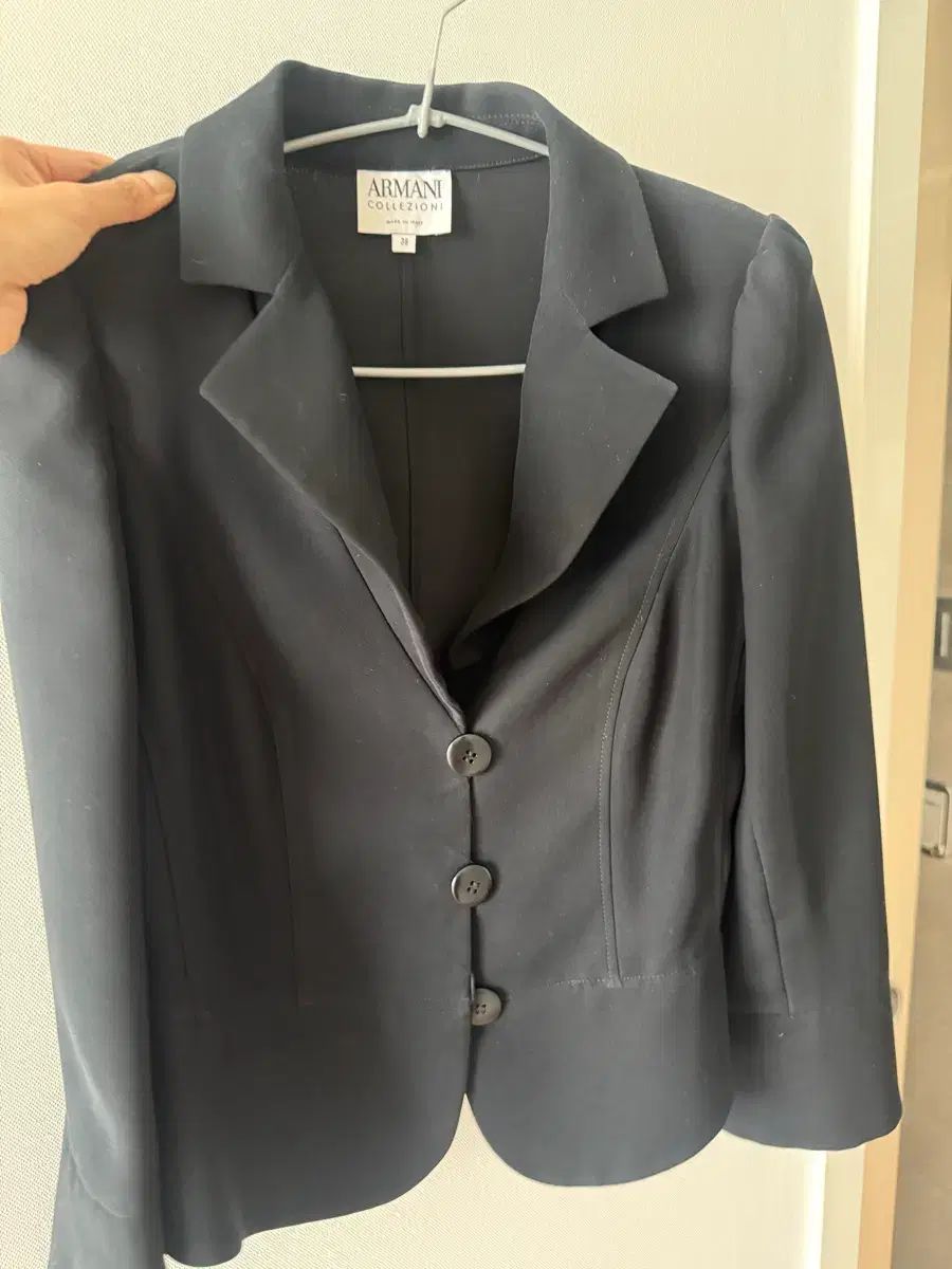 ARMANI COLLEZIONI ブラック ジャケット
