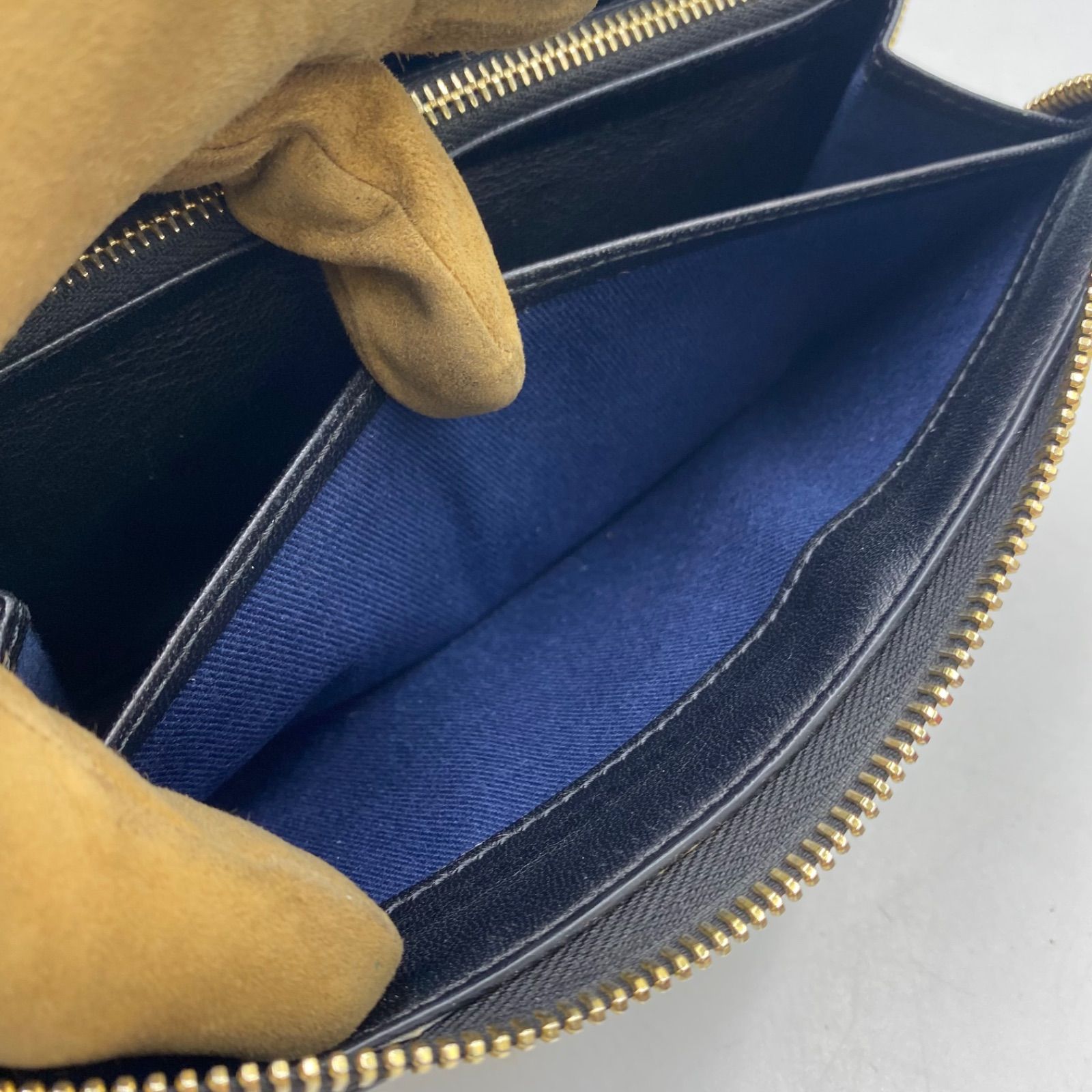 MARNI マルニ 長財布 ウォレット ラウンドジップ レザー サフィアーノ