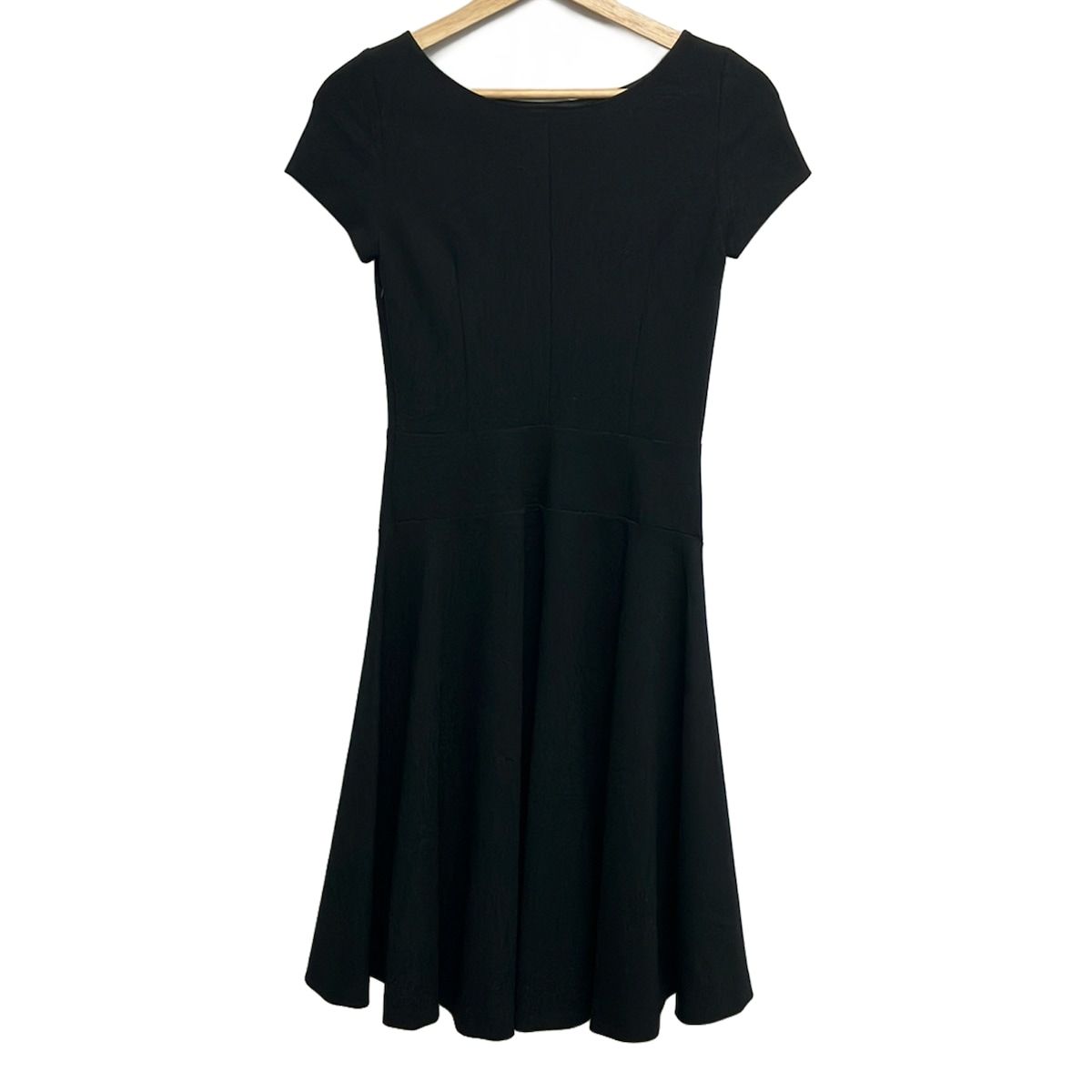 PRADA(プラダ) ワンピース サイズ38 S レディース美品 - 黒 クルーネック/半袖/ひざ丈 PRADA(プラダ) ワンピース サイズ38 S レディース美品 - 黒 クルーネック/半袖/ひざ丈