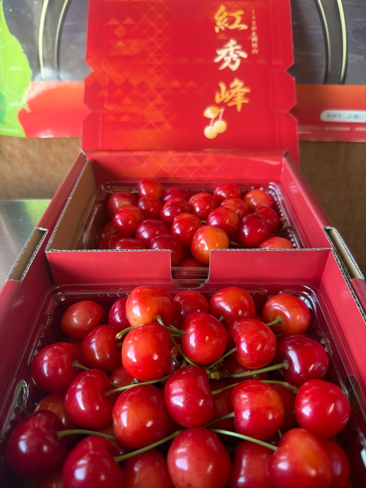 贈答品】山形県産紅秀峰さくらんぼ1kgバラ＊クール便 - メルカリ