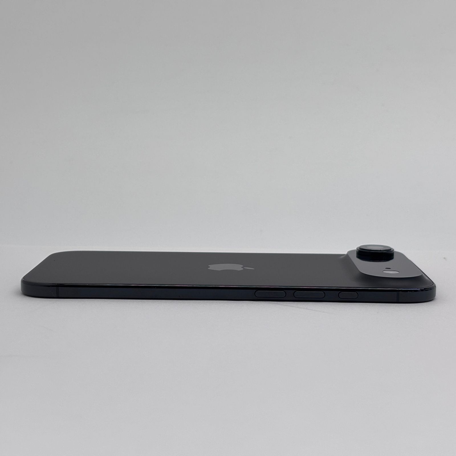 iPhone Air MG274J/A 256GB SIMフリー 傷あり - メルカリ