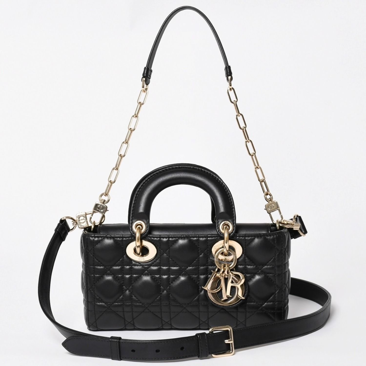 極美品 Christian Dior クリスチャンディオール Lady D-Joyバッグ スモール M0613ONGE_M900 カナージュ ラムスキン ブラック 中古 4a003292