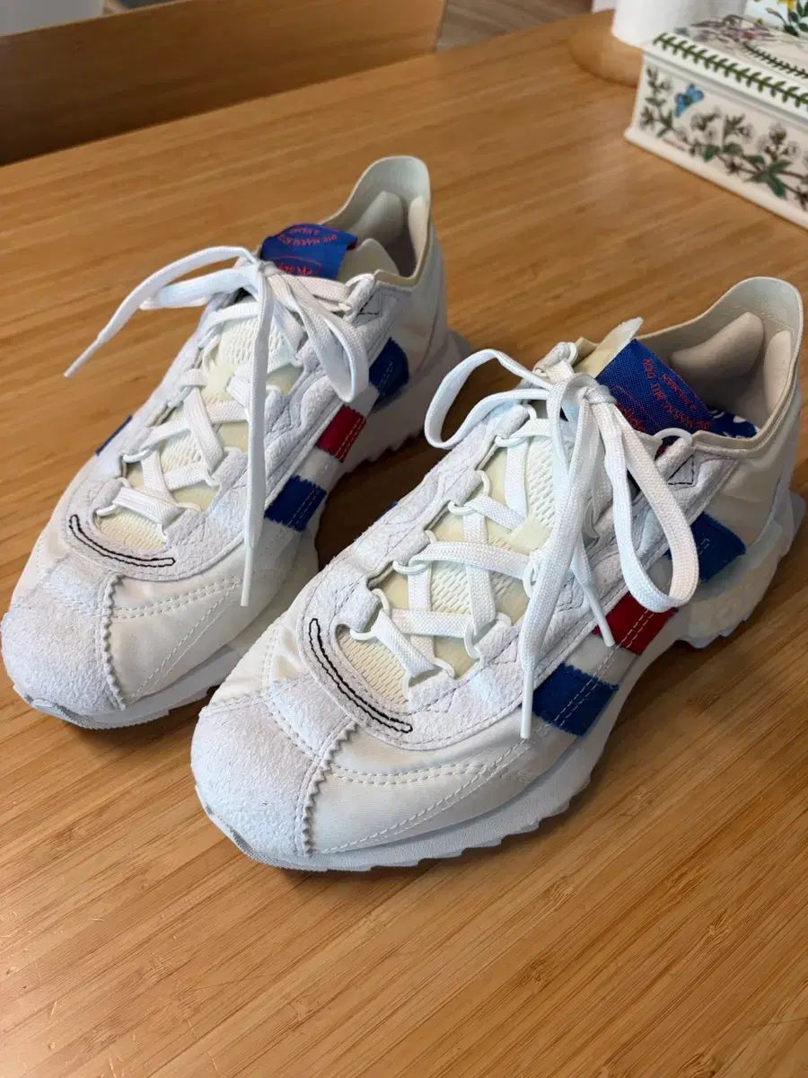 アディダス オリジナルス SL 7600 / 240 12,465円