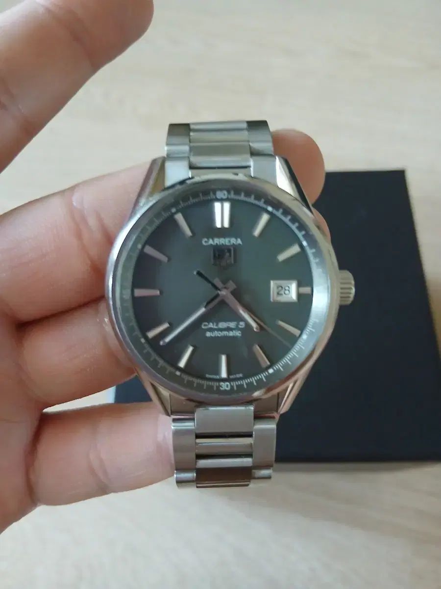 タグ・ホイヤー カレラ 39mm 黒文字盤