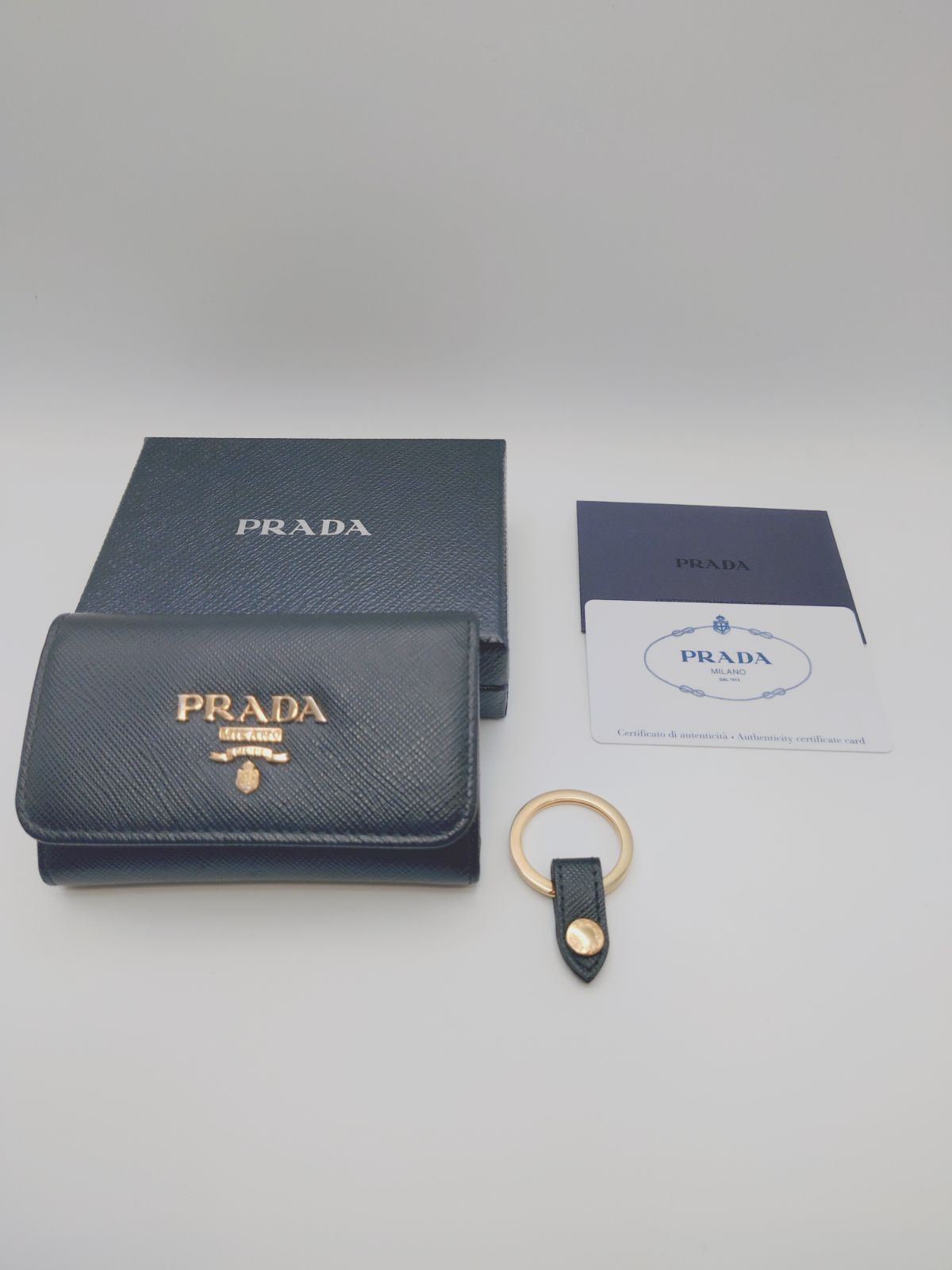 美品】プラダ PRADA サフィアーノ マルチカラー 4連キーケース