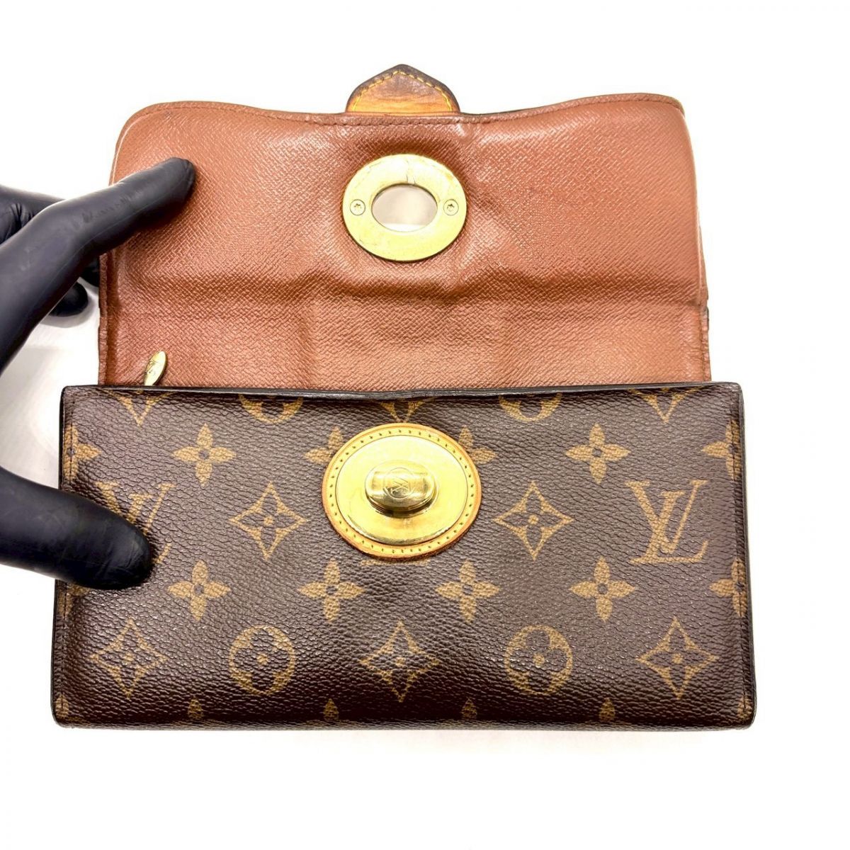 【時を重ねた艶を纏う】　LOUIS VUITTON　長財布 モノグラム ポルトフォイユ ボエシ ターンロック ヌメ革 ゴールド金具 16カード　ブラウン｜長財布
