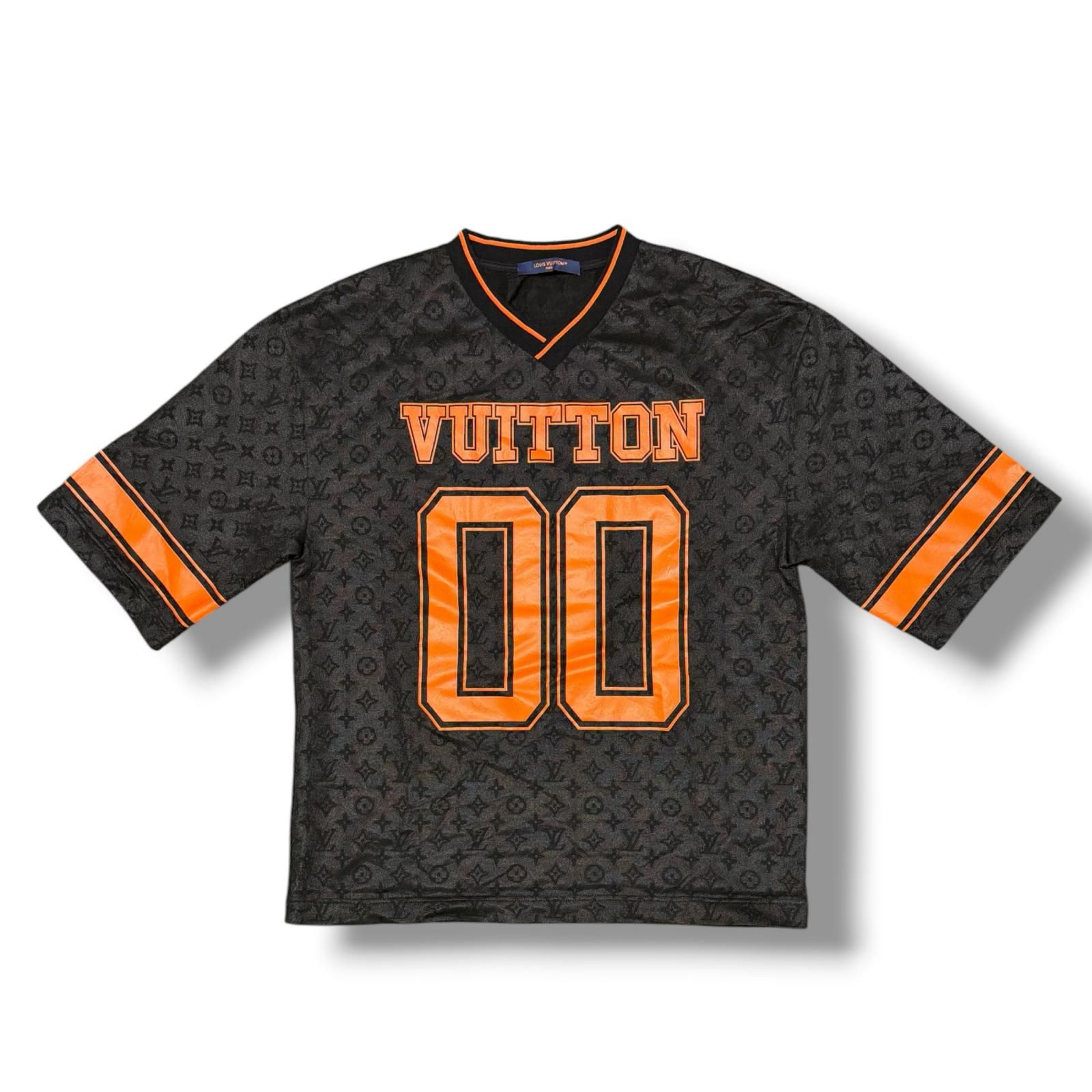 国内正規 LOUIS VUITTON 23SS モノグラムスポーティVネックTシャツ
