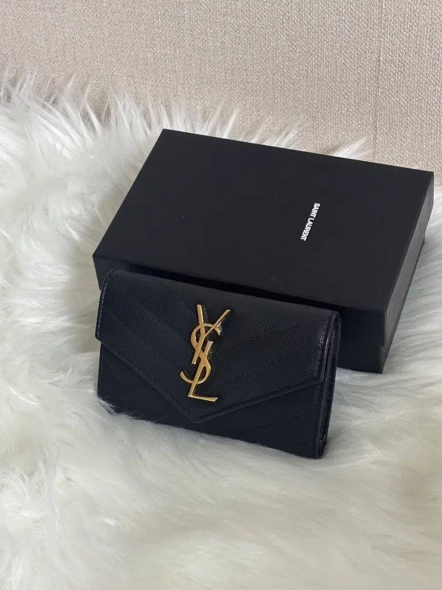 Saint Laurent サンローラン エンベロープ マテラッセ カードウォレット ブラック