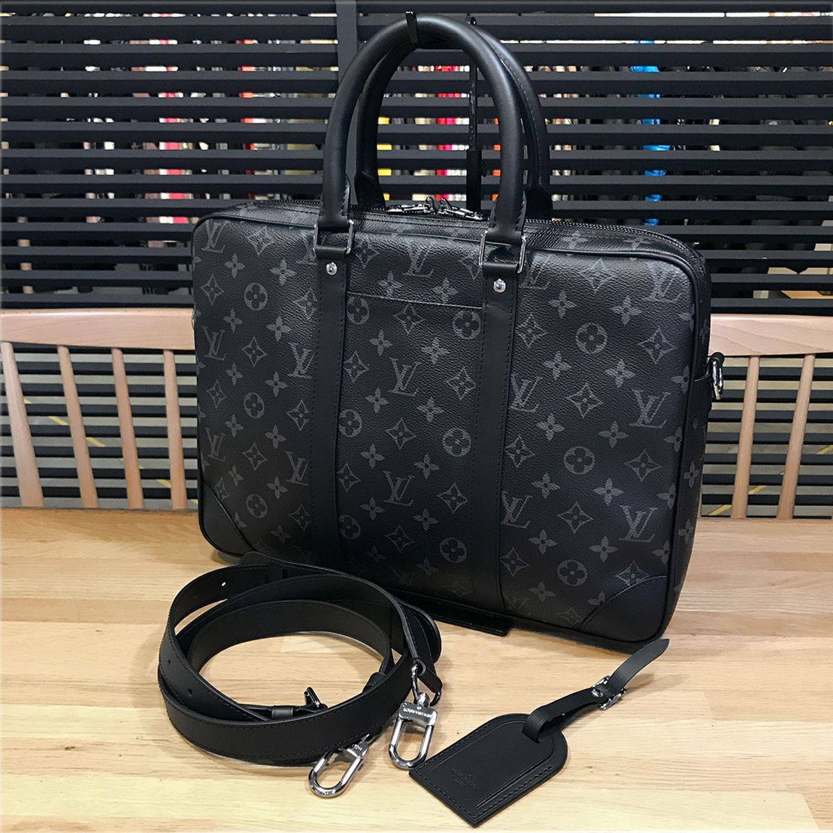 ルイヴィトン ポルトドキュマン ヴォワヤージュ エクリプス ブラック M46457 ブリーフケース ビジネスバッグ Louis Vuitton 横浜BLANC 新品同様 ルイヴィトン 現行 エクリプス ポルトドキュマンヴォワヤー