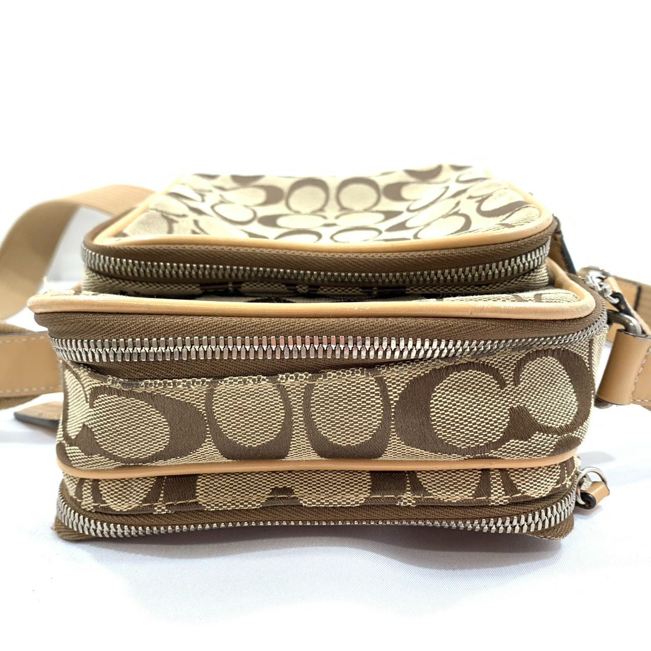 送料無料!!】 COACH コーチ シグネチャー クロスボディ ショルダー