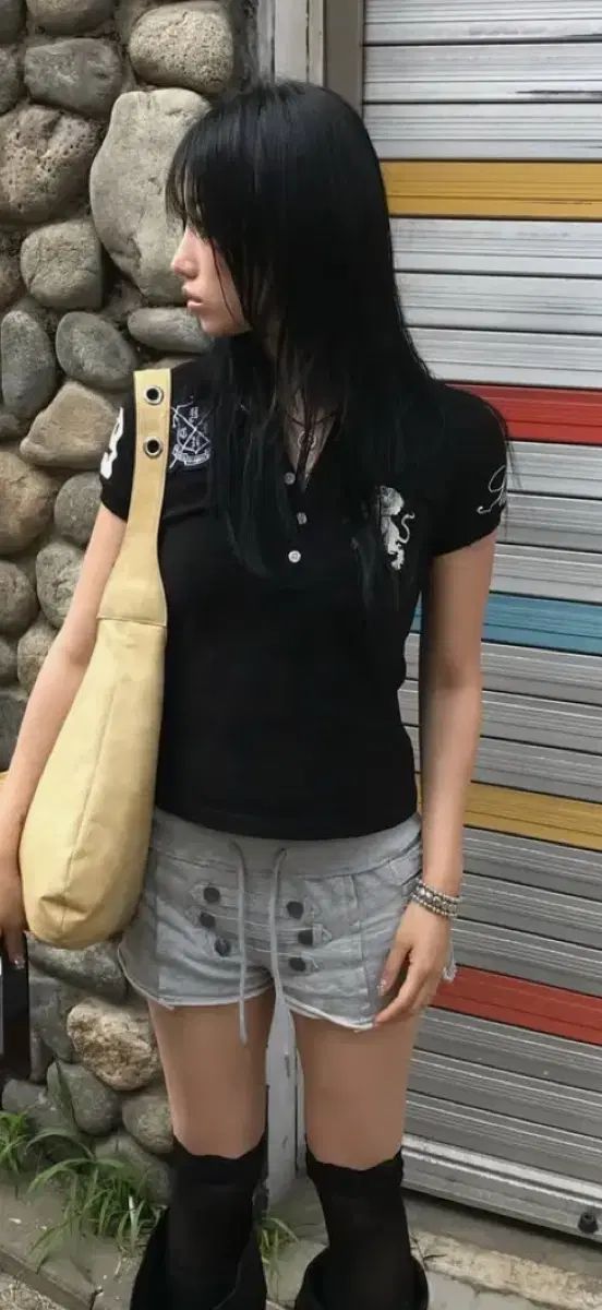 (新品) スキズム IN デューシング ポロ シャツ KARA 半袖 Tシャツ チュヨン コラボ