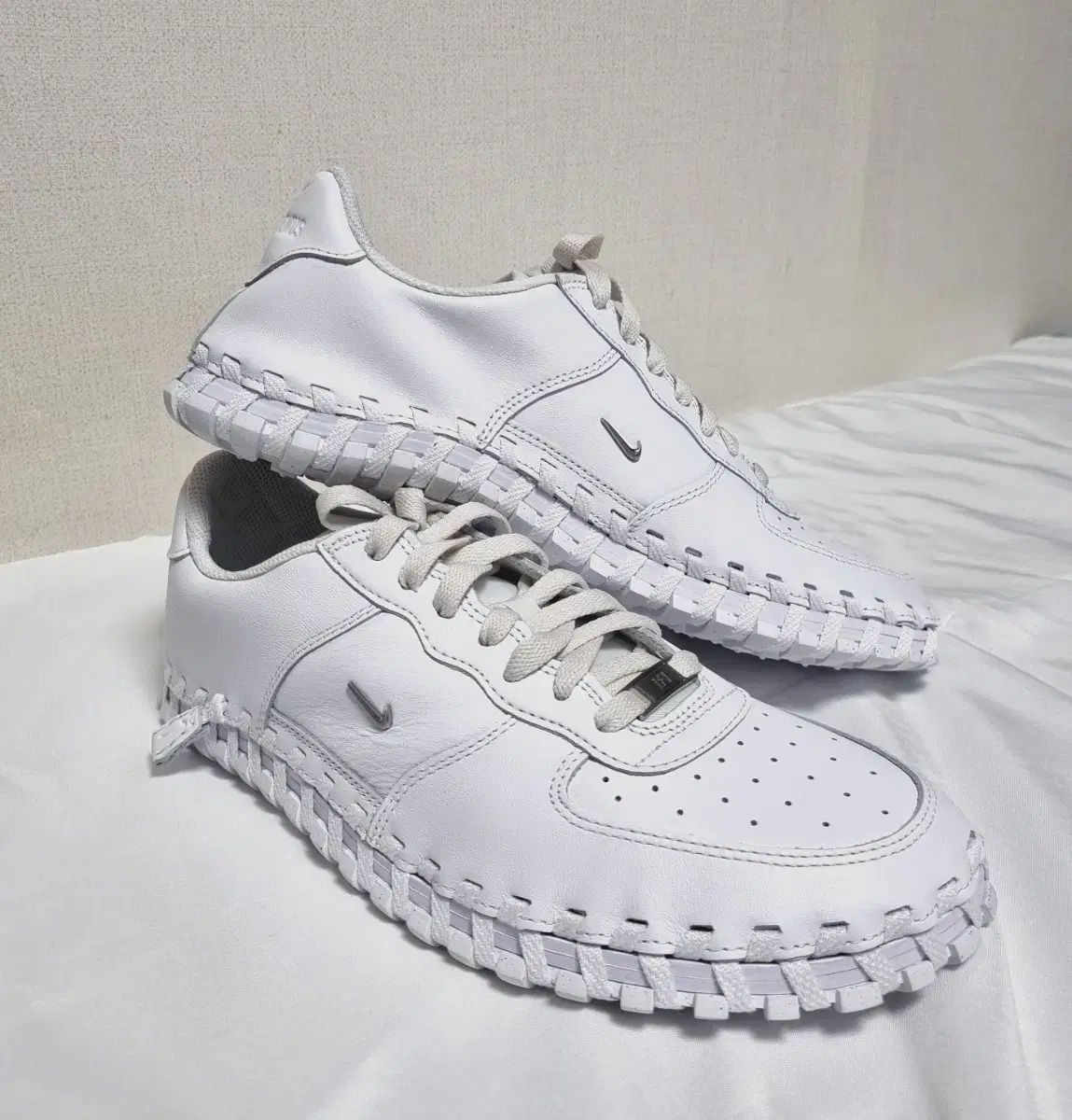ナイキx ジャックムス J フォース 1 ロー LXSP 白 275