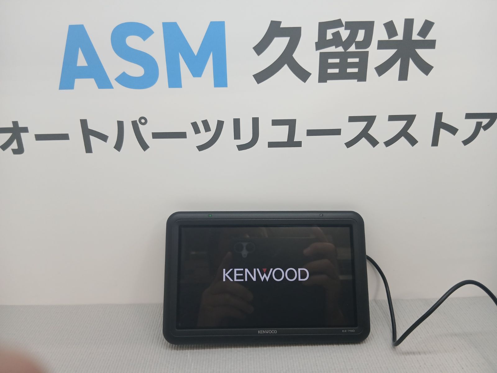 KENWOOD ポータブルナビ EZー750 年2021 KENWOOD EZ-750 KENWOOD ポータブルナビ EZー750 年2021 ポータブル