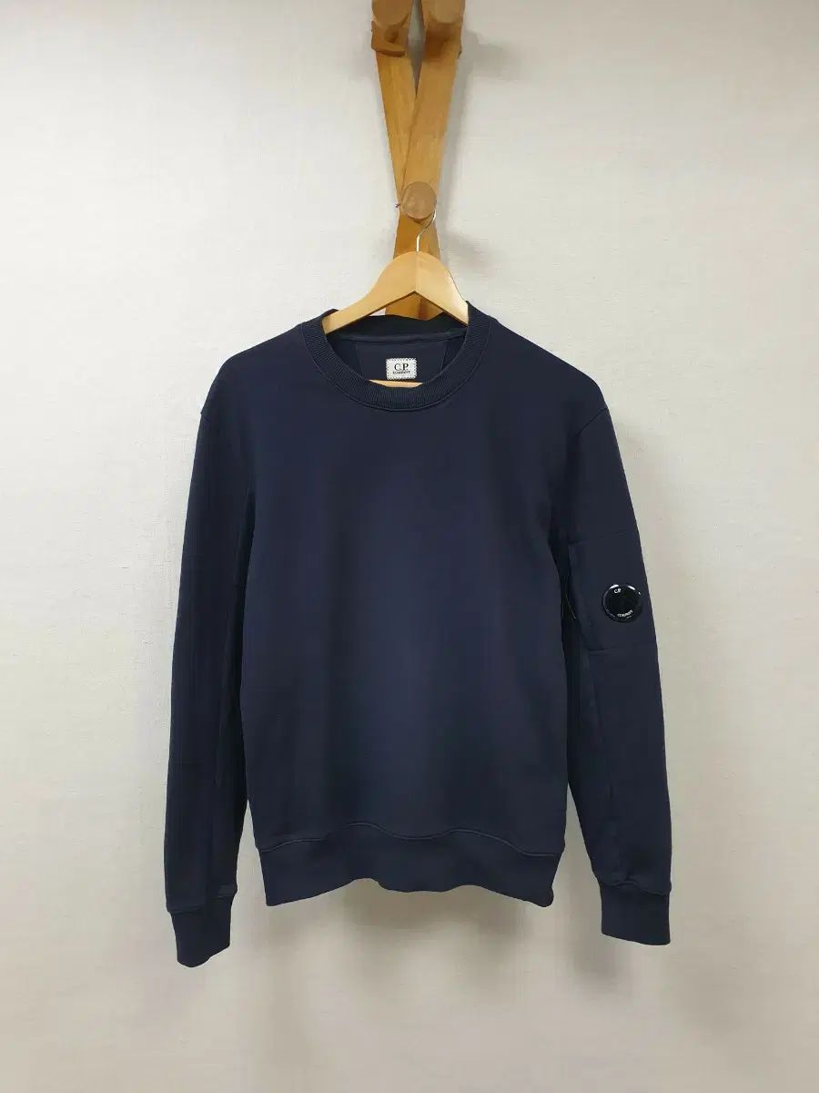 m/95 C.P. COMPANY シーピーカンパニー レンズワッペン スウェット ネイビー