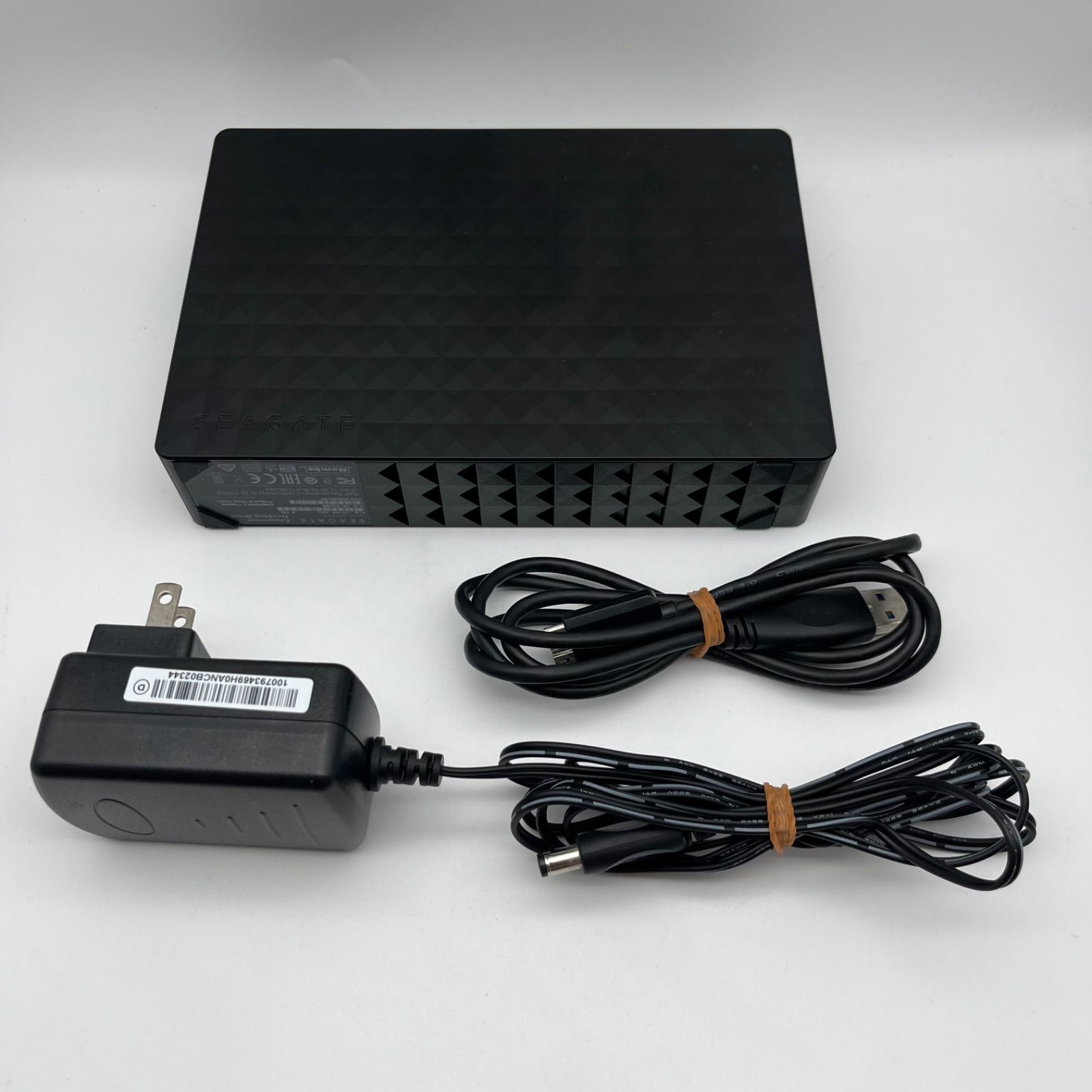 外付けハードディスク・ドライブ Seagate Expansion Desktop Drive SRD0NF2 SRD0NF2 SEAGATE 3TB シーゲート HDD外付けハードディスク Expansion