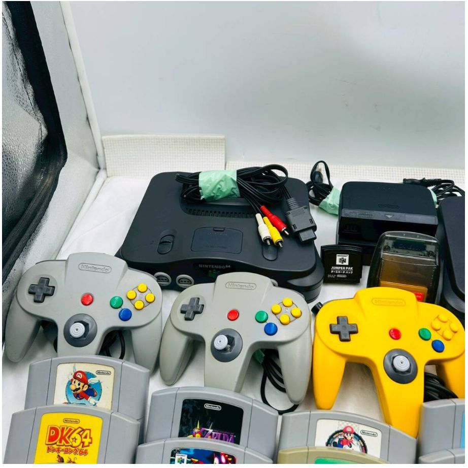 送料無料】懐かしの名作多数 Nintendo64 本体2台 コントローラー5個