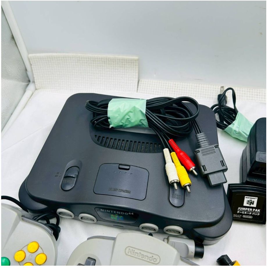 送料無料】懐かしの名作多数 Nintendo64 本体2台 コントローラー5個