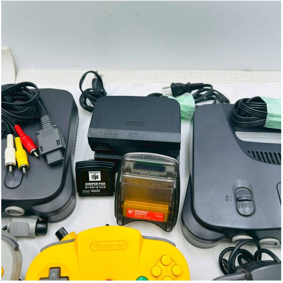 送料無料】懐かしの名作多数 Nintendo64 本体2台 コントローラー5個
