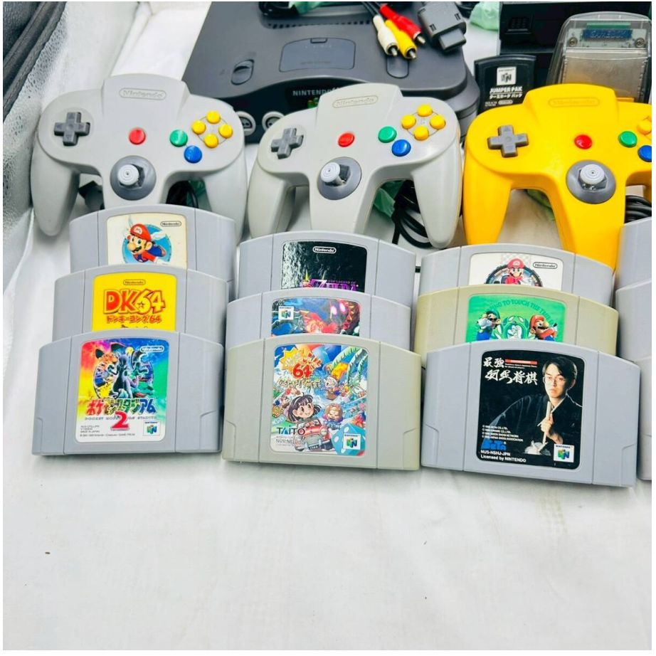 送料無料】懐かしの名作多数 Nintendo64 本体2台 コントローラー5個
