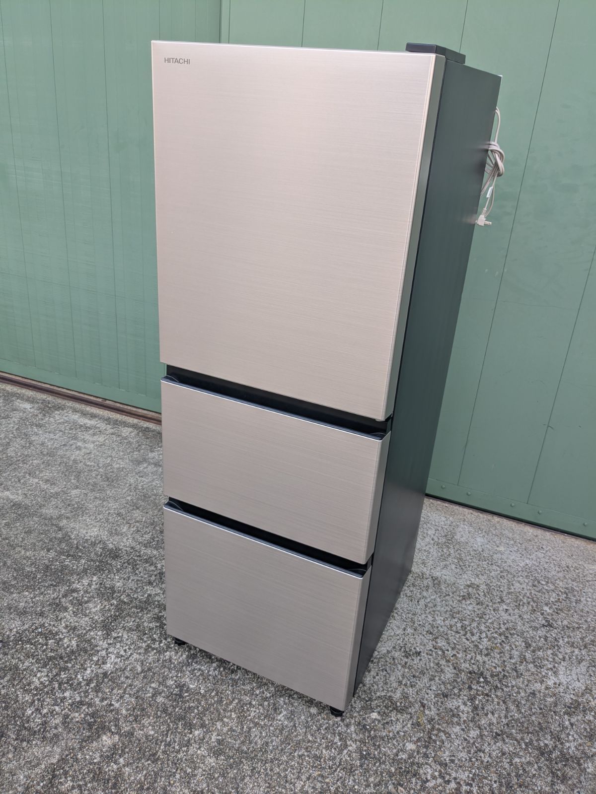 HITACHI 日立 ノンフロン冷凍冷蔵庫 265L R-27SV 2022年製 2022年製 HITACHI 日立 3ドア冷蔵庫 R-27SV 265L シルバー 動作確認済