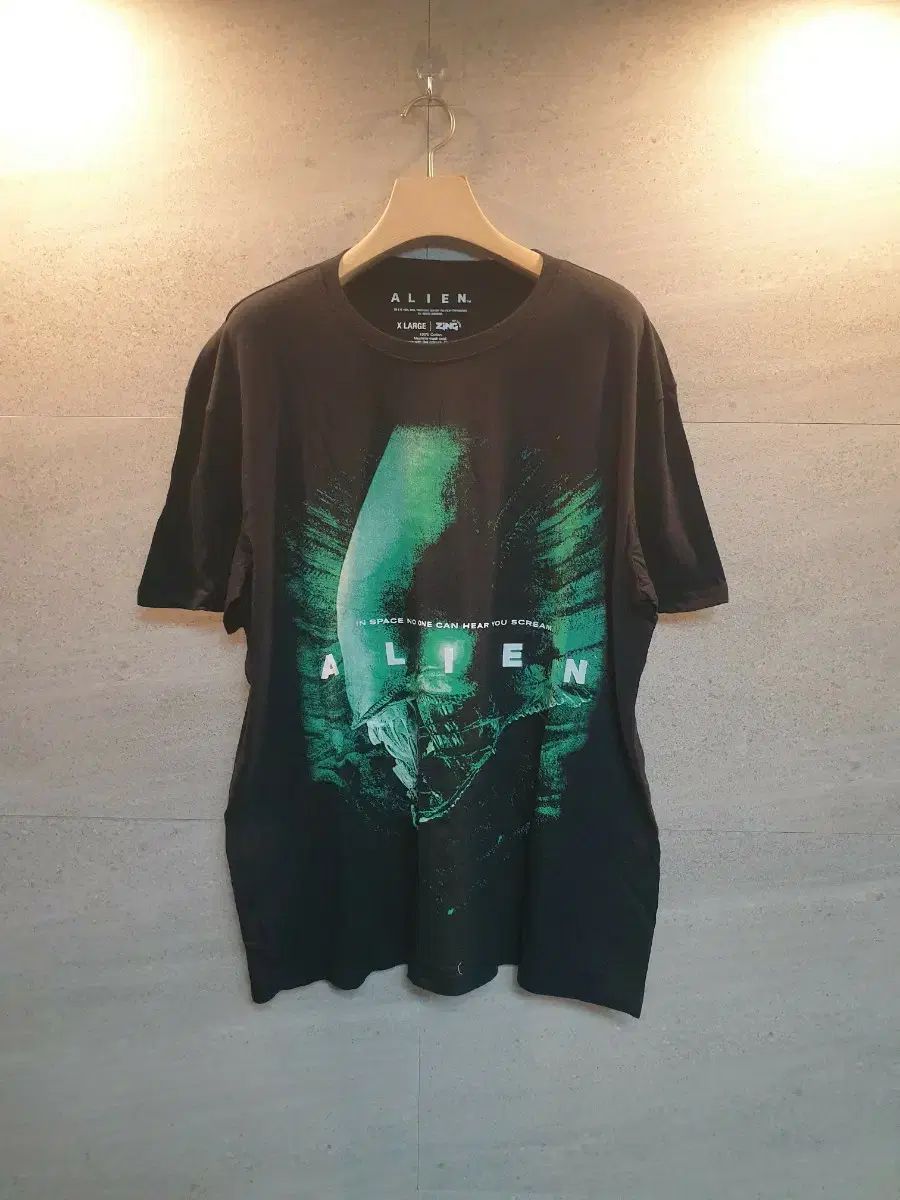 エイリアン OFFICIAL グッズ 正規品 グラフィック 半袖Tシャツ