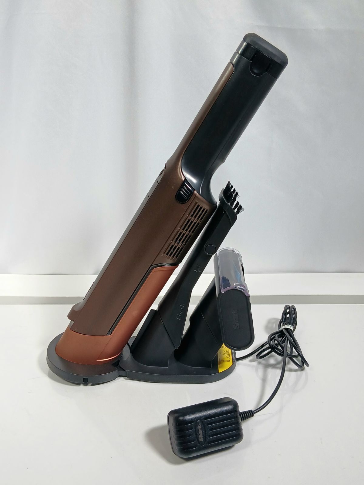Shark シャーク EVOPOWER EX 充電式ハンディクリーナー WV400JRR ミニ
