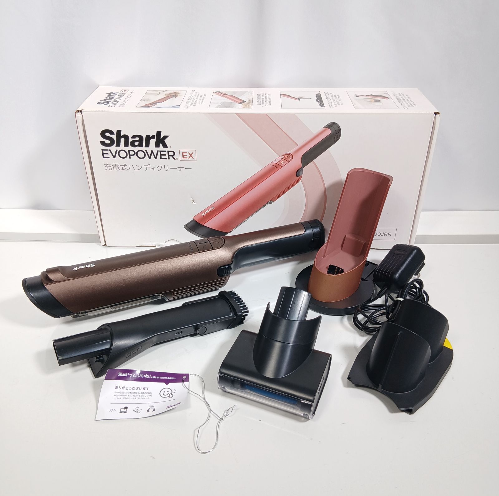 新品未開封 Shark 充電式ハンディクリーナー WV400JRR 入手困難品 Shark シャーク EVOPOWER EX 充電式ハンディクリーナー WV400JRR ミニ