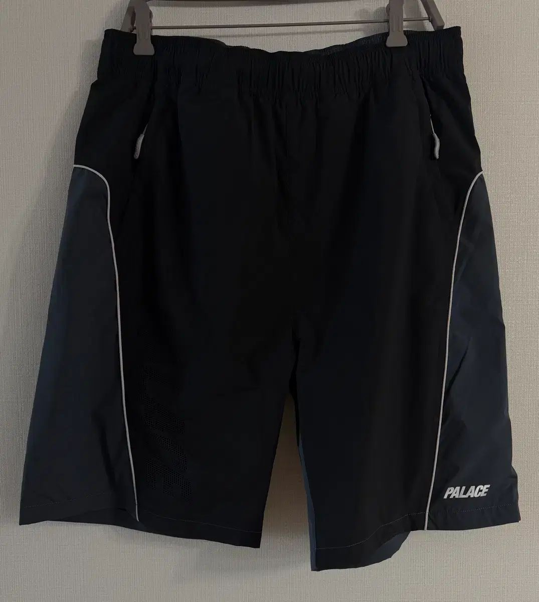 PALACE ショーツ ブラック L