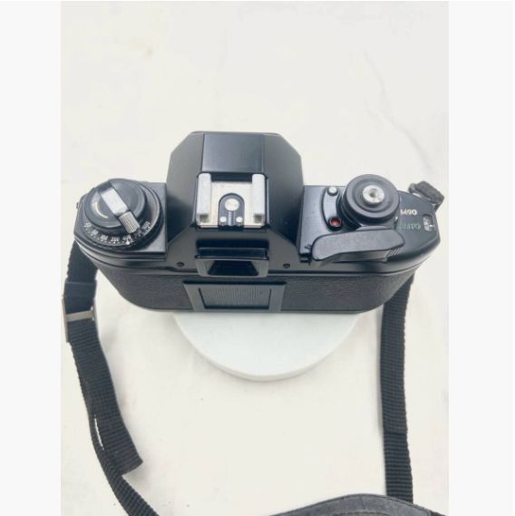 Nikon EM 元箱付き 美品 送料無料】名機 Nikon EM フィルム一眼レフ レンズ2本付 専用ケース付