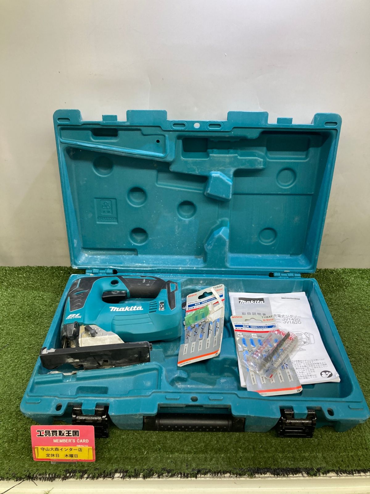 【中古品】【0921】★makita(マキタ) 18v充電式ジグソー (本体のみ) JV182DZ　ITA5JNPVV0W4