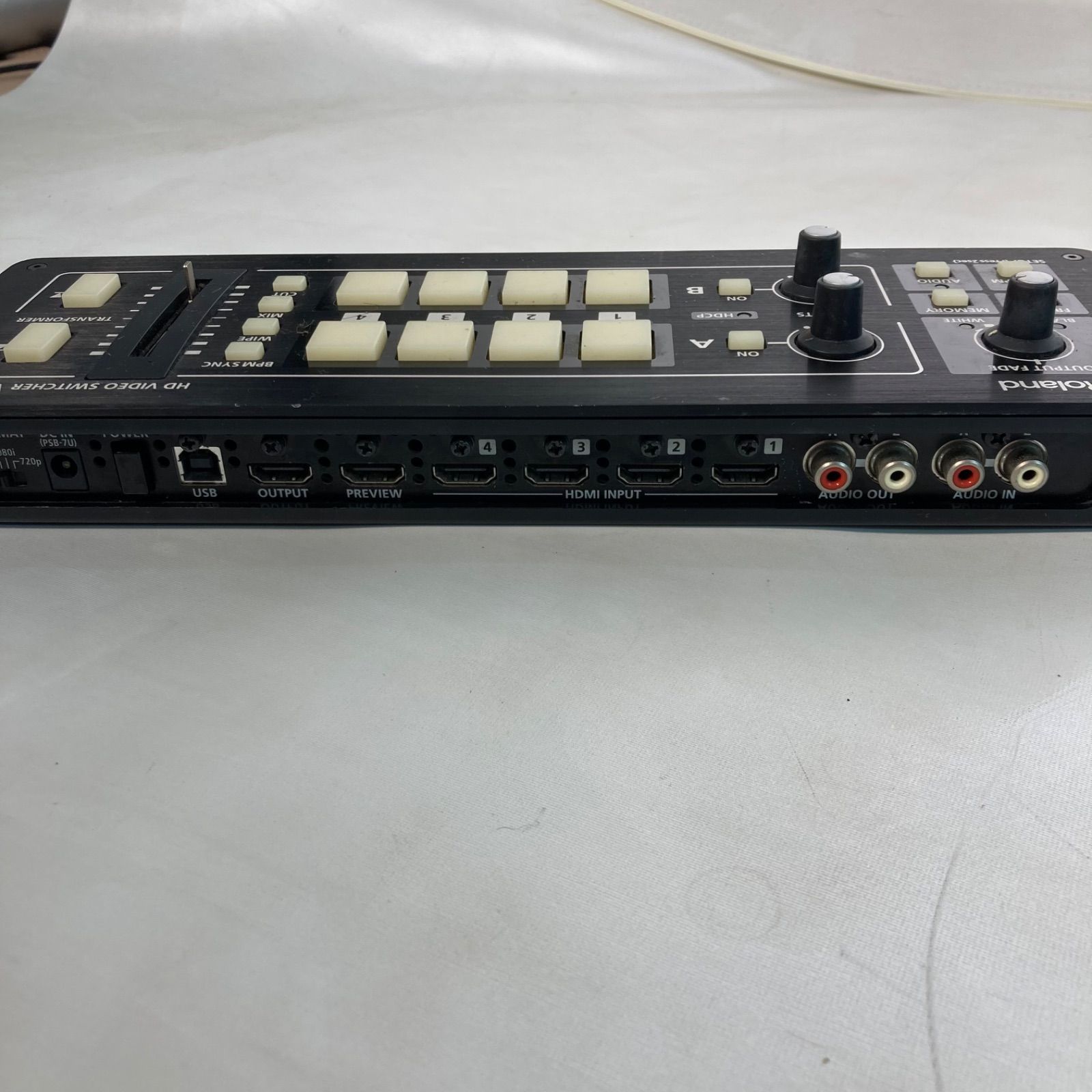訳アリ】Roland V-1HD HDビデオスイッチャー - メルカリ