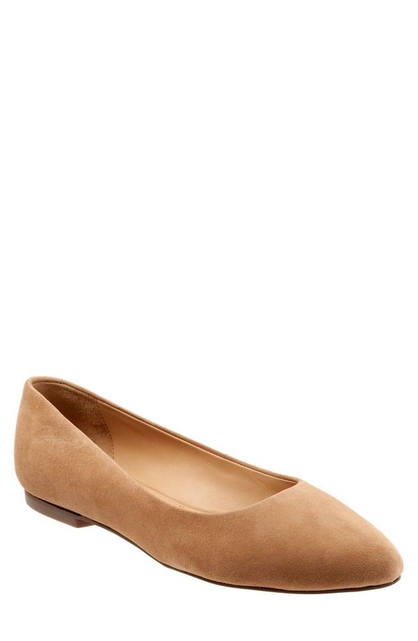 トロッターズ レディース シューズ パンプス Tシャツ Trotters Estee Ballet Flat Camel Suede キャメル