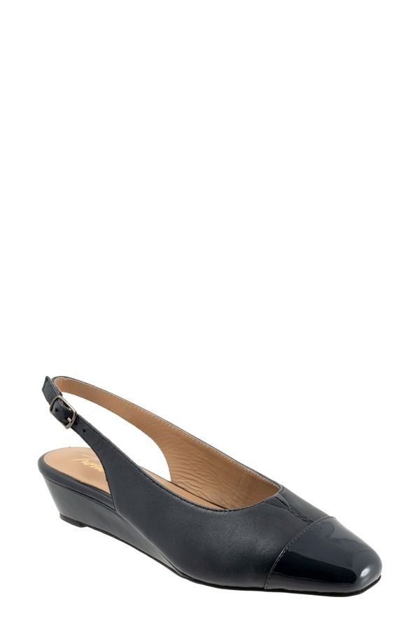 トロッターズ レディース シューズ パンプス キャップ Trotters Dea Slingback Cap Toe Wedge Pump Navy ネイビー