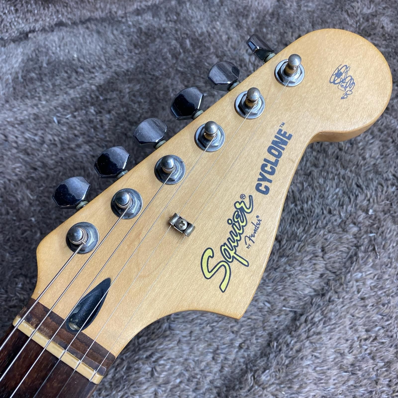 Squire by fender FSR cyclone CAR 中古美品 Squire by fender FSR cyclone CAR 中古美品 Fender Squier FSR