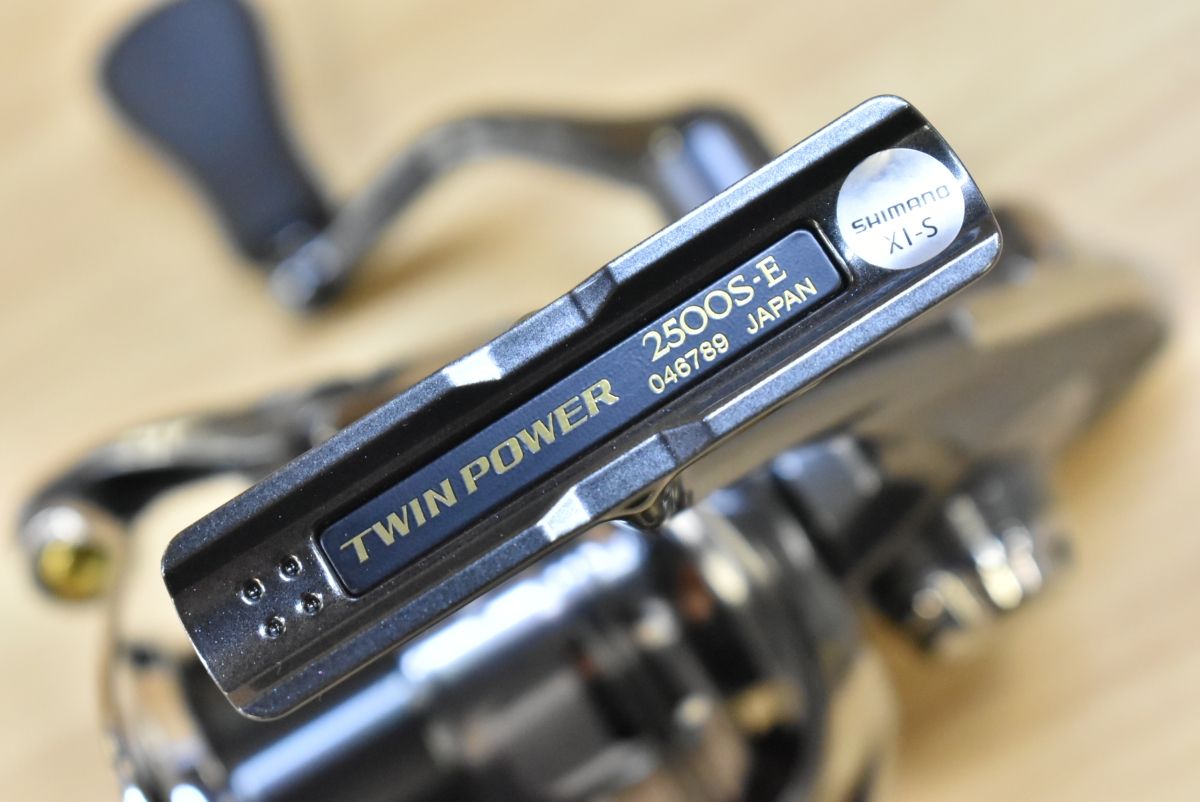 シマノ 24 ツインパワー 2500S スピニングリール SHIMANO TWINPOWER