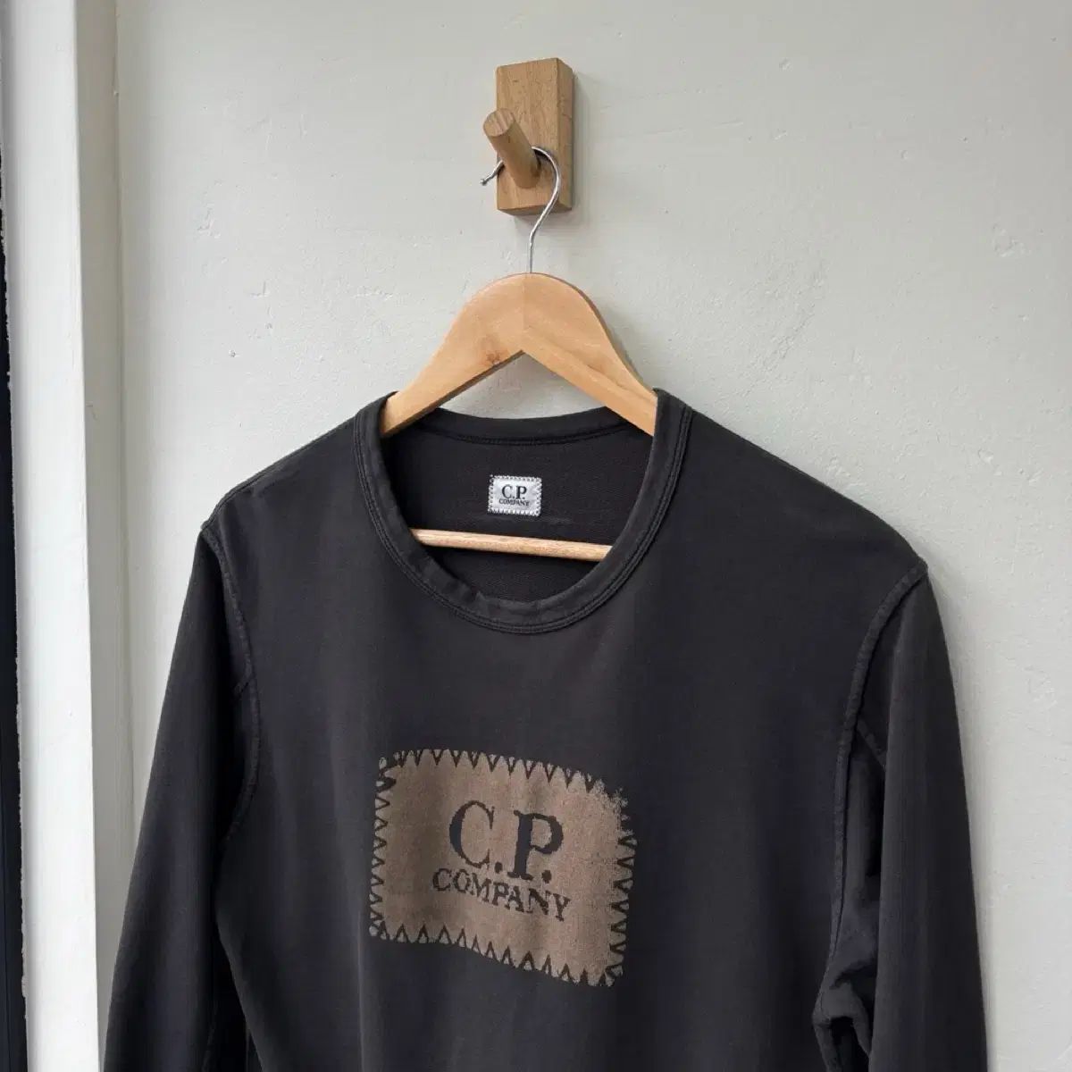 17340 - C P カンパニー ビックロゴ スウェット 17,097円