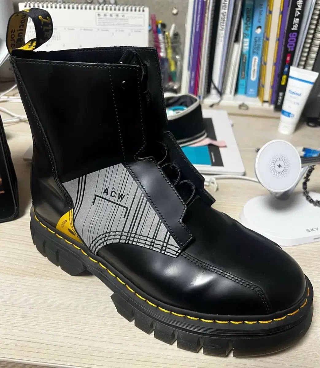 DR. MARTENS ア コールド ウォール 1b99