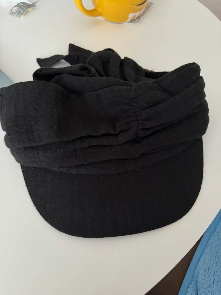 ISSEY MIYAKE knot shirring cap ブラック