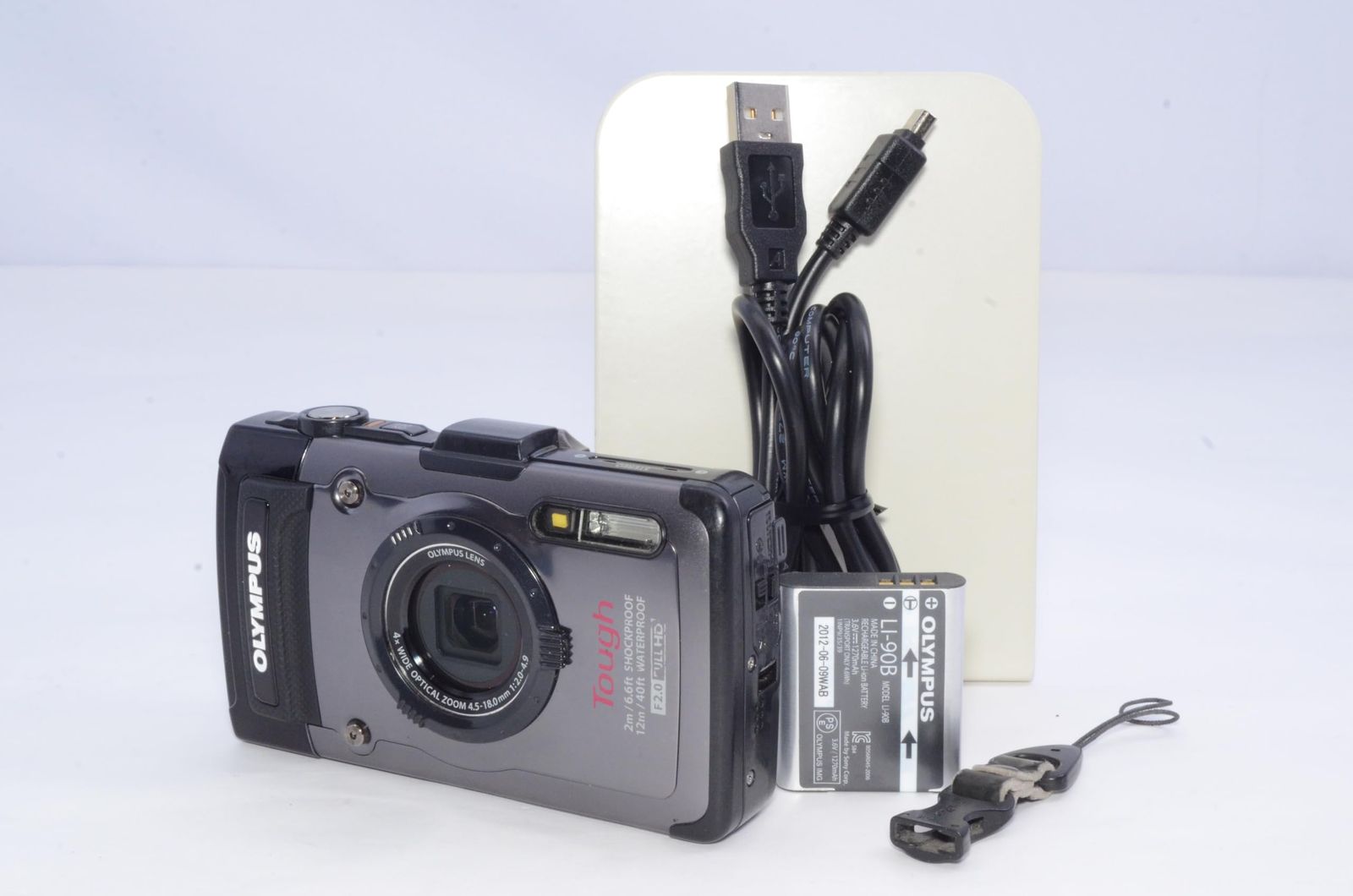 OLYMPUS TG-1 デジタルカメラ 防水12m F2.0 3.0型OLED 液晶キズ有 バッテリー付